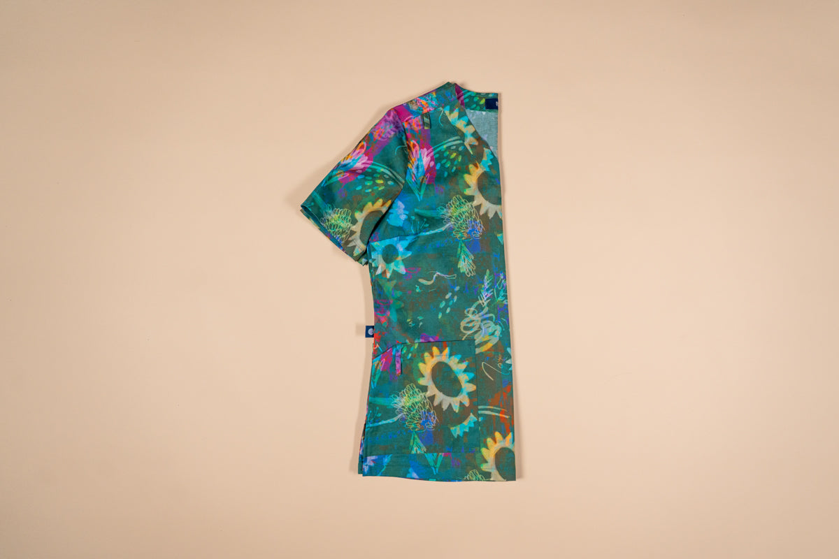 Daintree - Women's Printed Scrub Top