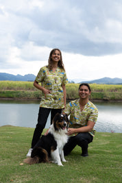 On The Farm - Unisex Printed Scrub Top