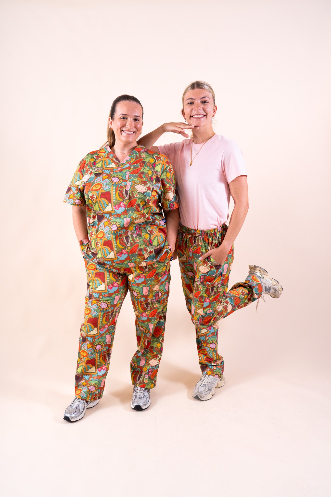 Tropical Splendour – Unisex Printed Scrub Pants