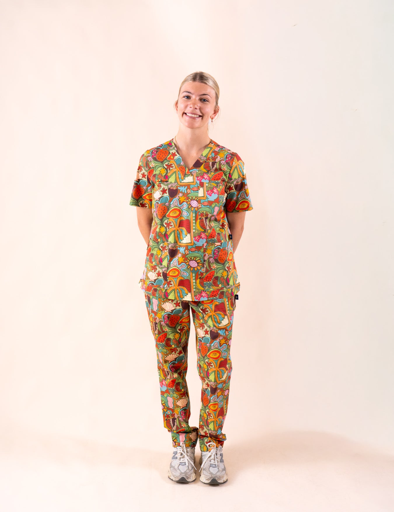SCRUBTURKEY_SPRING-SUMMER26_E-COM-CAMPAIGN_EDDIE-STUDIO_WEBSIZE-180.jpg