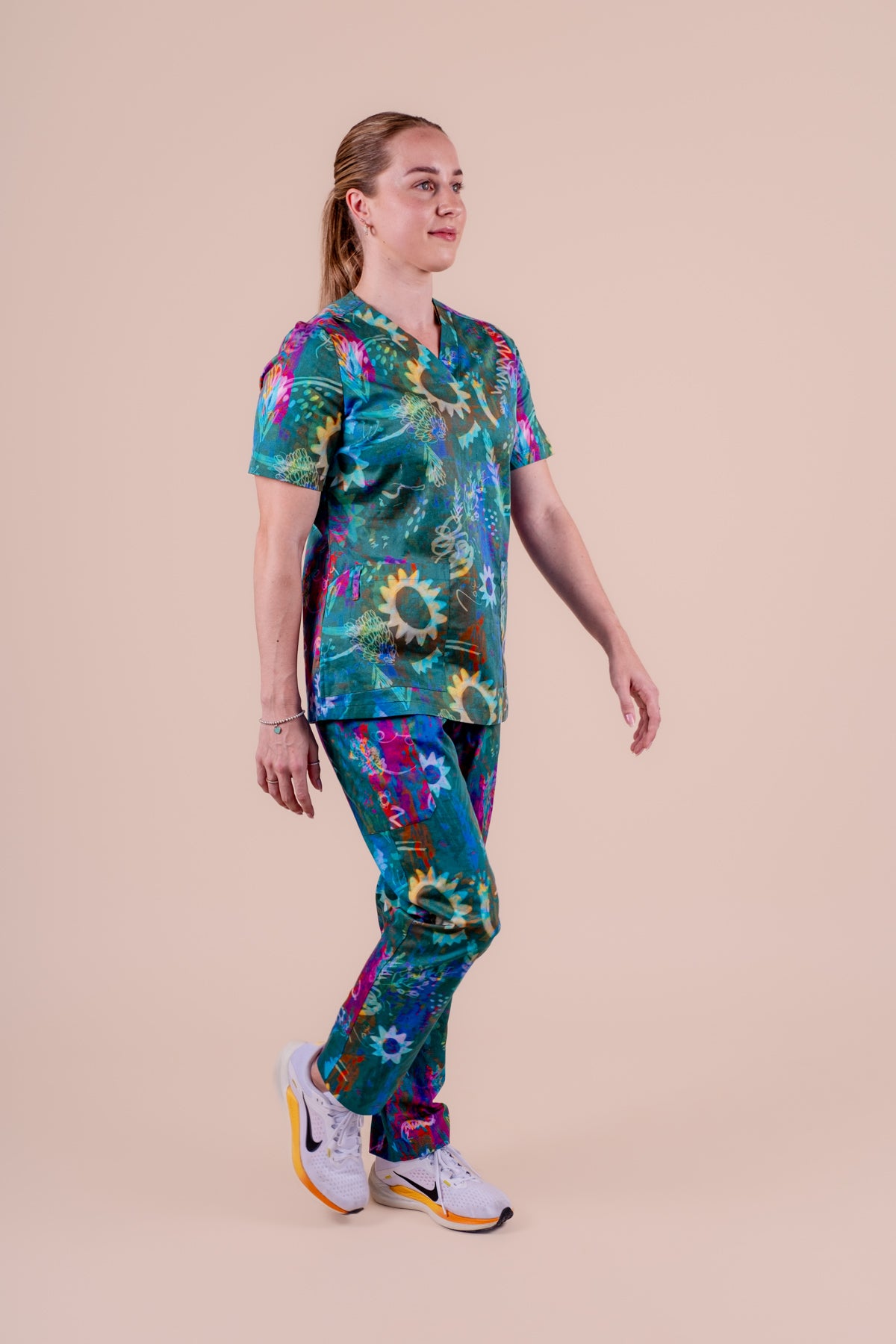 Daintree - Women's Printed Scrub Pants