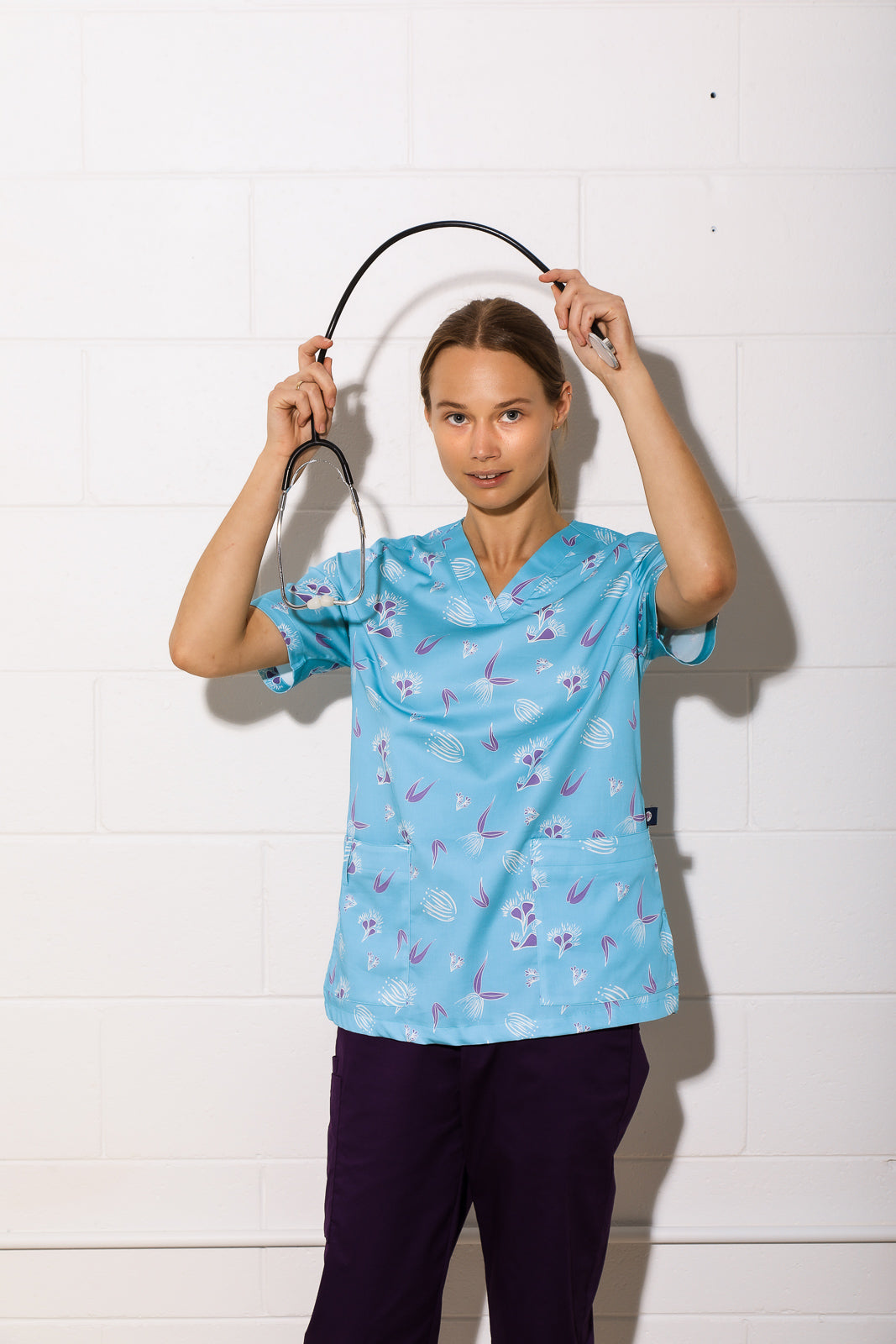 Bloomin' Aussies Aqua - Women's Printed Scrub Top