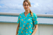 Xmas Kangaroo Paws  - Women's Printed Scrub Top